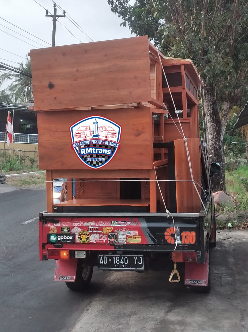 Angkut furnitur kayu custom